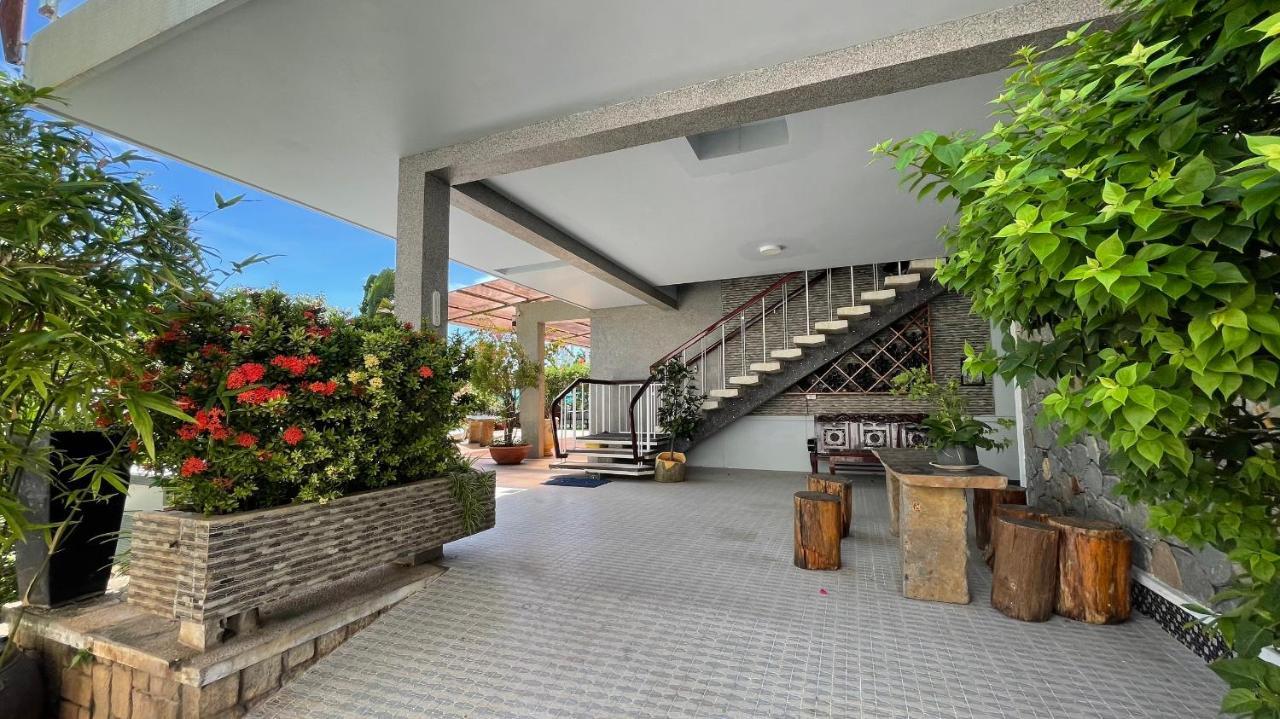 Ananas Beach Hotel Vung Tau Bagian luar foto