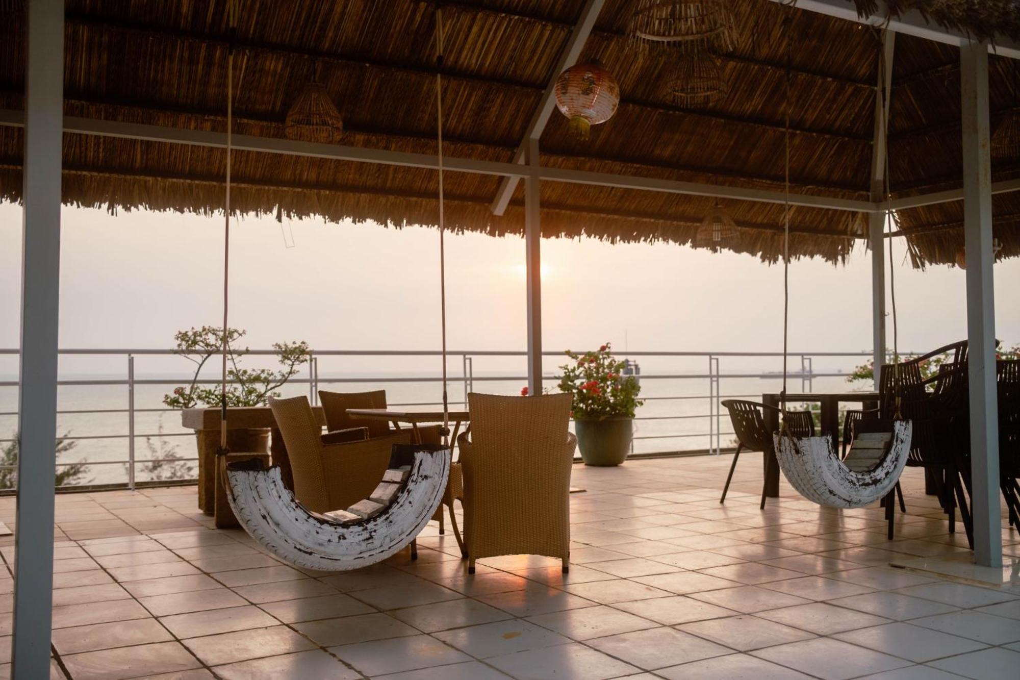 Ananas Beach Hotel Vung Tau Bagian luar foto