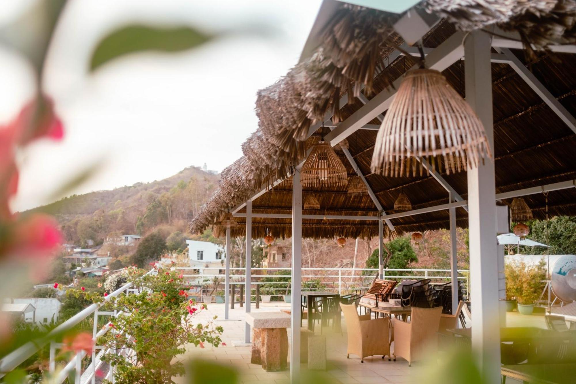 Ananas Beach Hotel Vung Tau Bagian luar foto